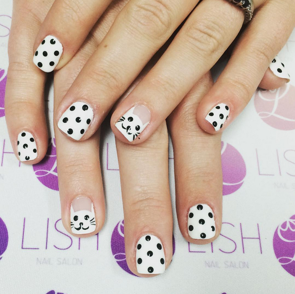 Cute Polkadot Cat Nail Design/Instagram